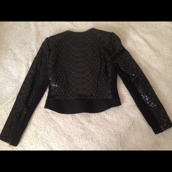 ‼️SOLD‼️ BCBGMAXAZRIA Asymmetrical Sequins Jacket - Picture 3 of 8